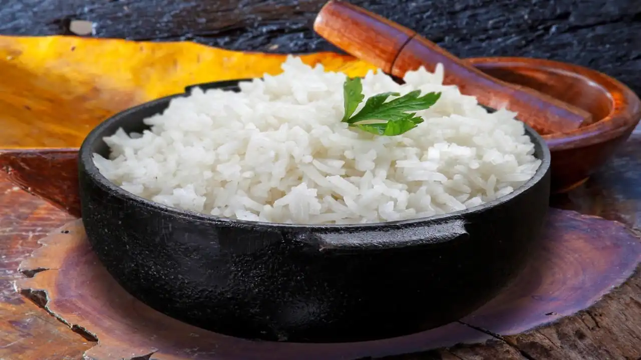 طرق مبتكرة لتحضير الأرز السائب تضيف نكهة خاصة إلى وجبات 2025